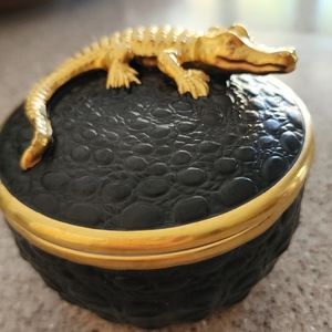 L'Objet Crocodile gold candle